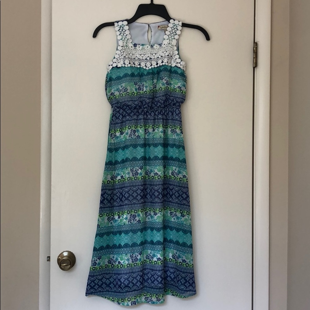 Gorgeous girls maxi dress!!